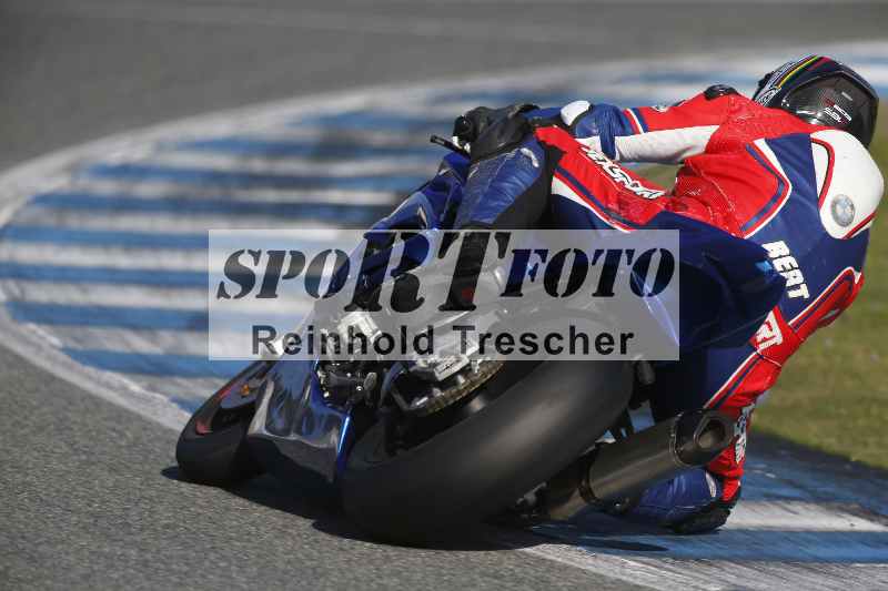 /Archiv-2024/02 29.01.-02.02.2024 Moto Center Thun Jerez/Gruppe schwarz-black/backside